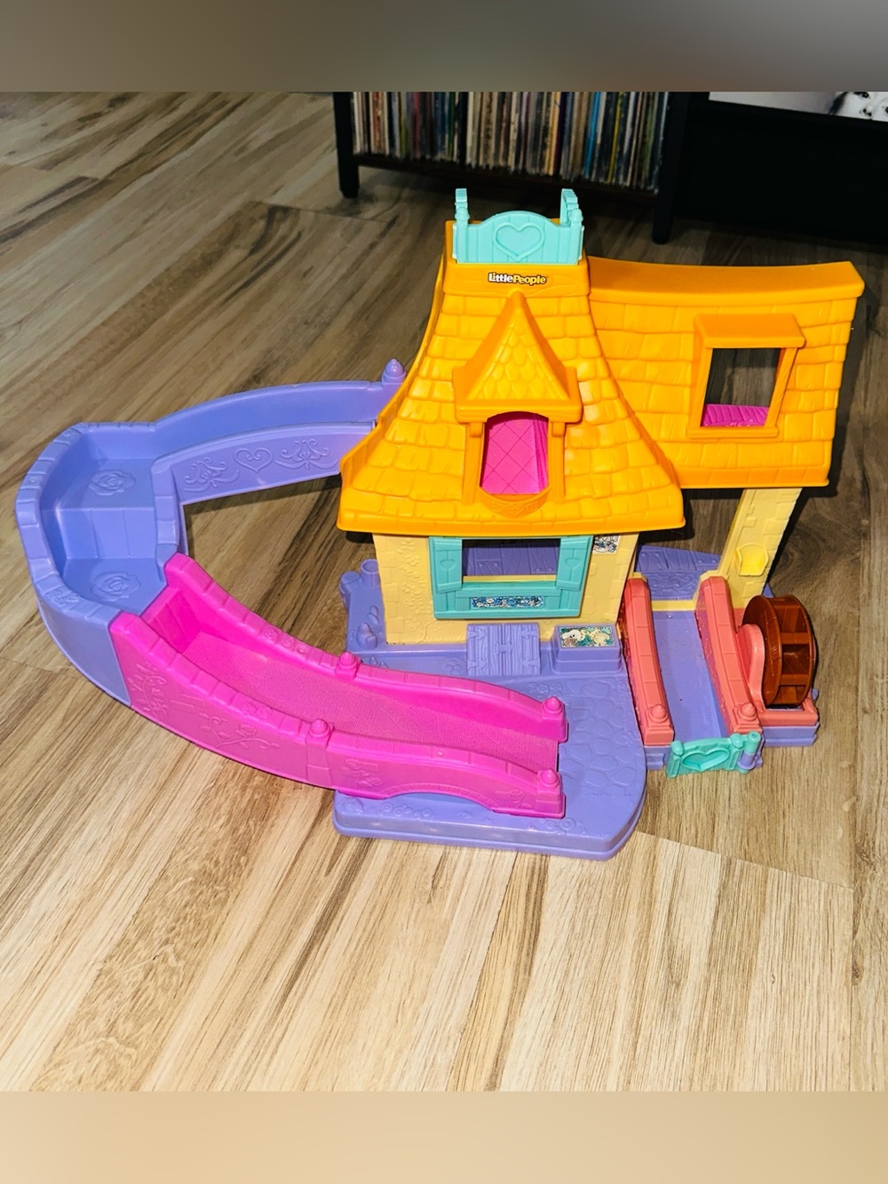 Fisher Price Little People Disney Klip Klop
 Belle’s Cottage Play Set